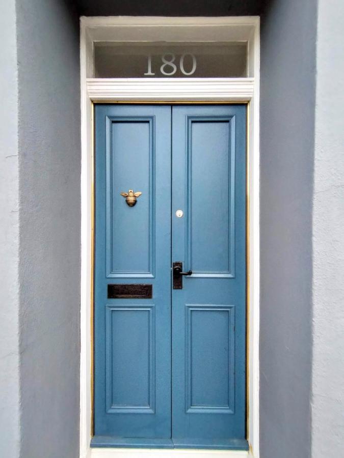 Beeswing, A Victorian Gem In Biggar Exterior foto